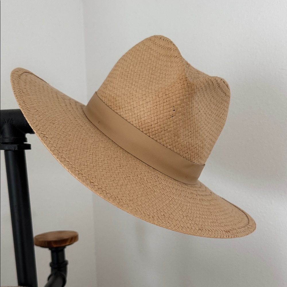 Janessa Leone Wide Brim Straw Hat - never worn & packable!!